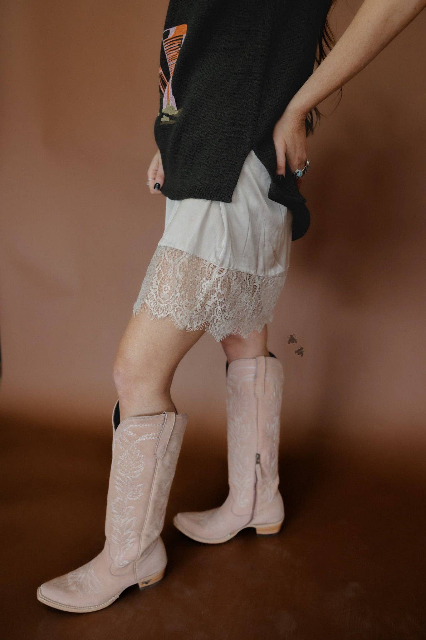 Lace Ex-Tendy Skirt