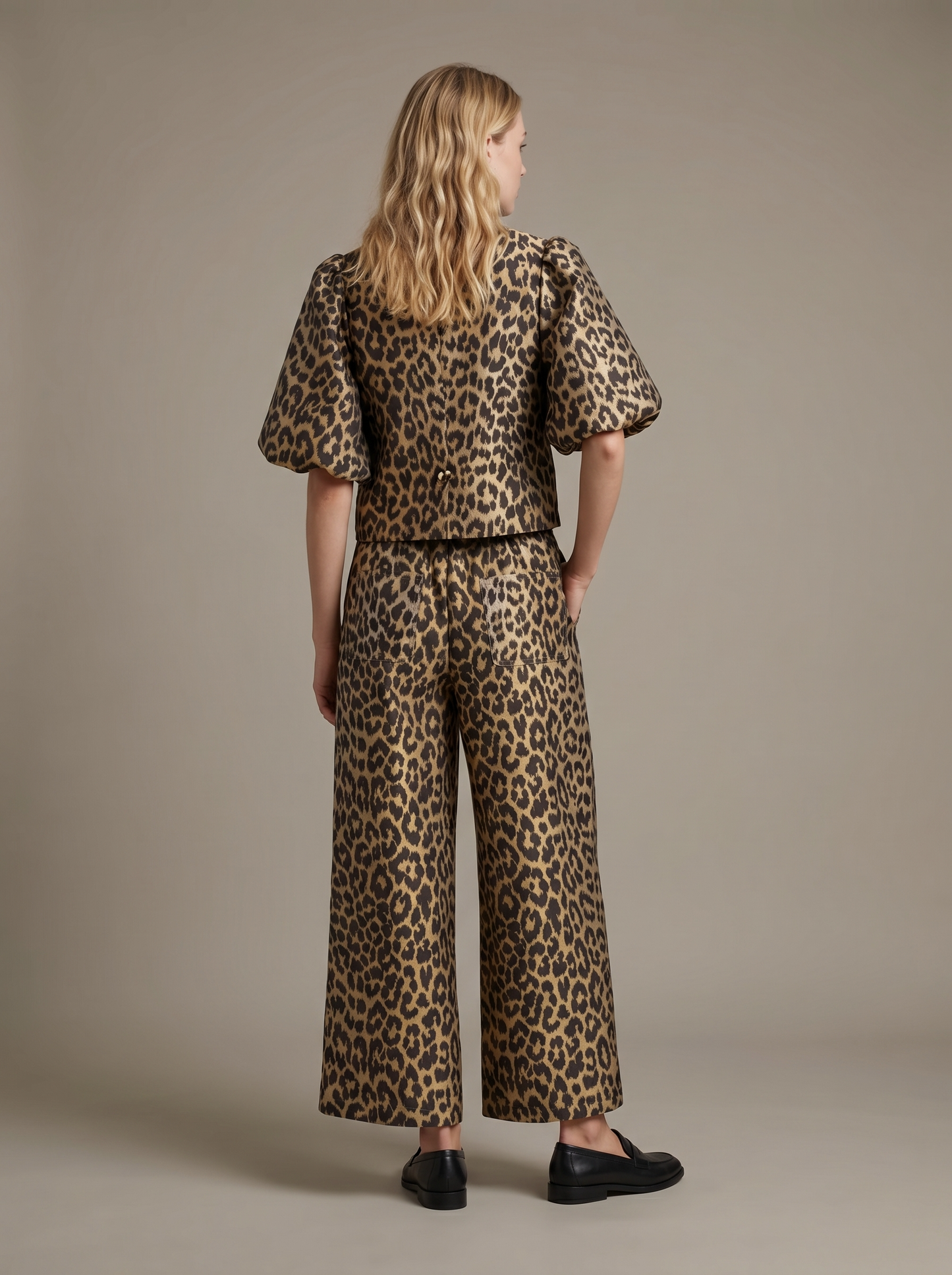 T4486 Leopard Balloon Sleeve Cropped Jacket